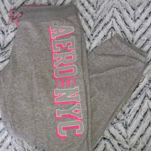 🎀5/$25🎀 Aeropostale Cuffed Sweatpants